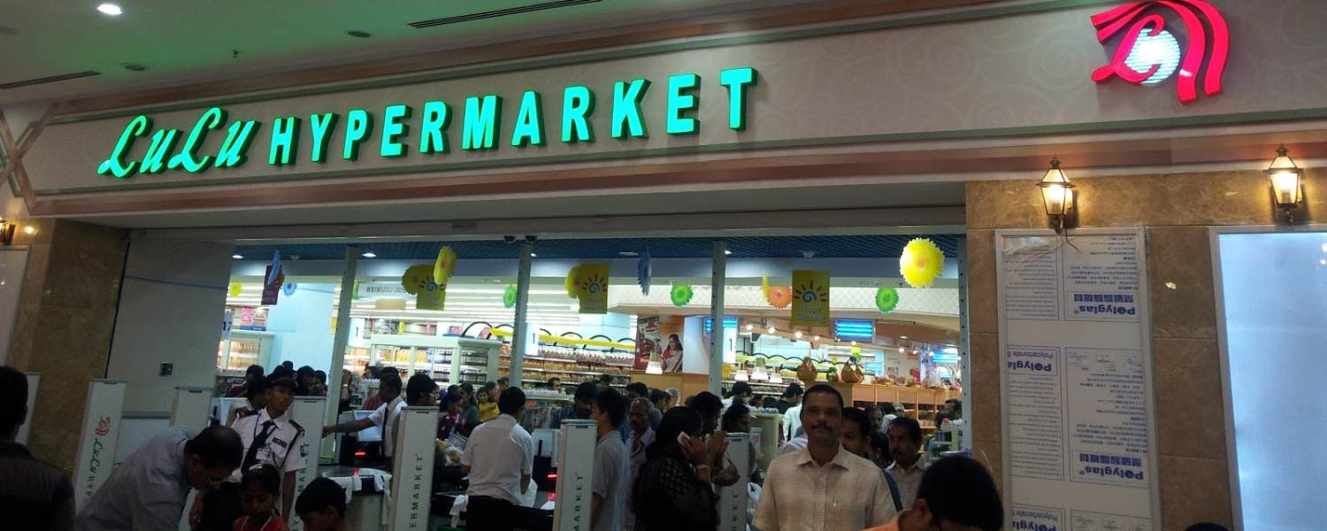 Retail Wonderland: Shopper's Paradise Redefined