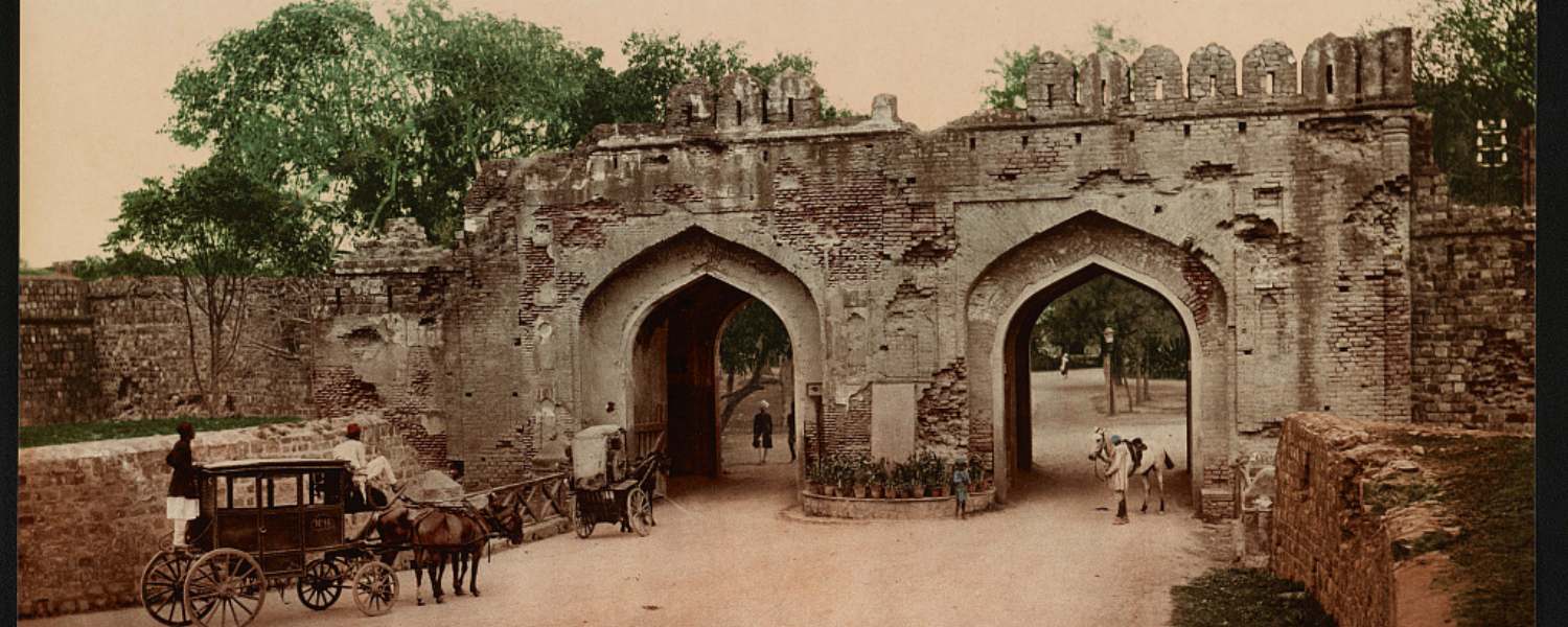 DelhiHistory, KashmiriGateDelhi, HistoricalLandmarks, DelhiHeritage, IndiaTravel, HistoricalSites, LandmarksOfDelhi, CulturalHistory, ExploreDelhi, KashmiriGateHistory