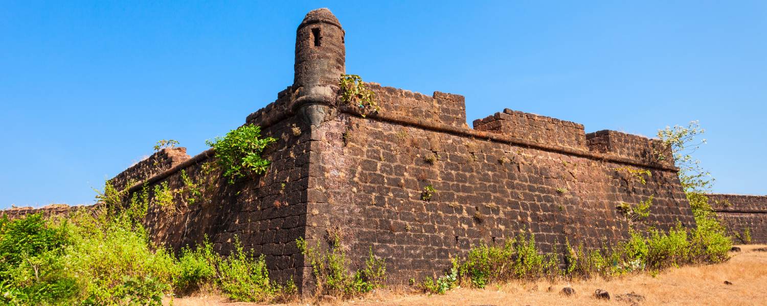 Explore the Forts of Goa