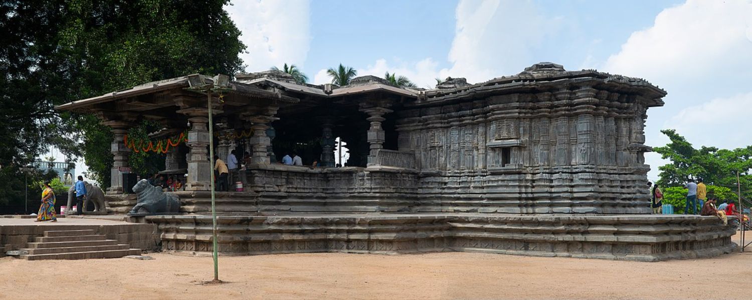 Top 10 historical monuments in Telangana,
Famous monuments in telangana,
Historical monuments in Telangana,
5 famous monuments of Telangana,
10 monuments of Telangana,
Monuments of Telangana with names and pictures
