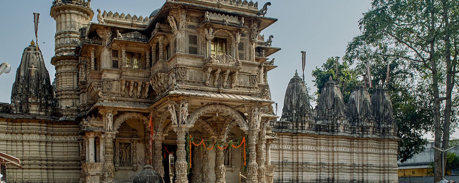 Hutheesing Jain temple, Hutheesing Jain temple room booking, Hutheesing Jain Temple's contact number, Hutheesing Jain Temple Ahmedabad, Inside Hutheesing Jain temple, Hutheesing Jain temple timings, Hutheesing Jain temple Bhojanshala, famous Jain temple in Ahmedabad, 