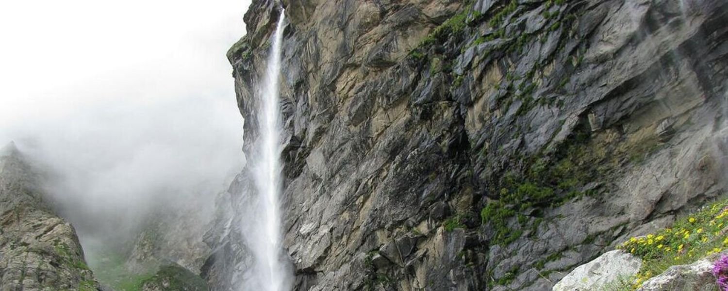 Vasudhara Falls story, Vasudhara falls magic, Vasudhara Falls Trek, Vasudhara falls from Badrinath, Vasudhara falls temperature, Vasudhara falls facts, 