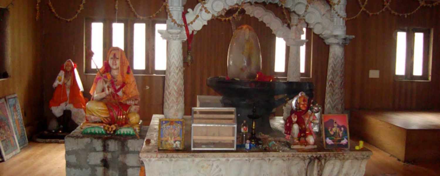 architecture of Kedarnath temple, stone in Kedarnath temple, rudra point kedarnath, adi shankaracharya samadhi Kedarnath, adi shankaracharya samadhi washed away, Adi Shankaracharya Samadhi place, 