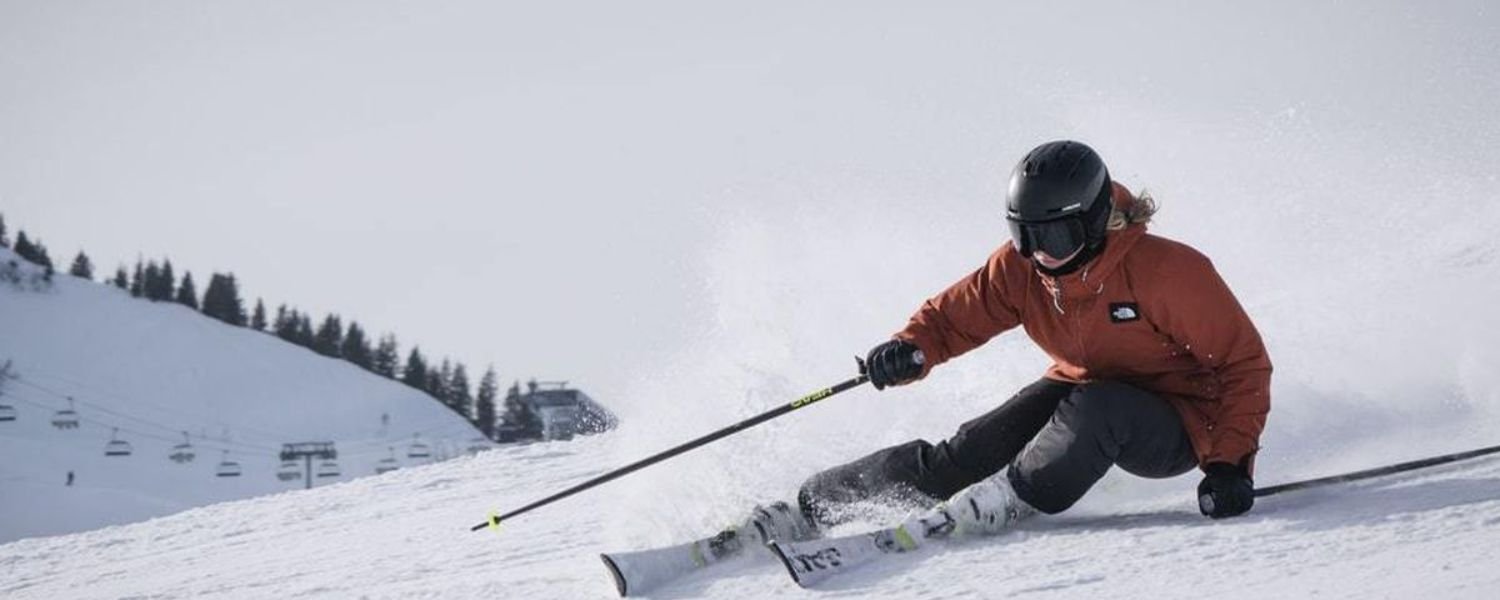 Skiing in Gulmarg price, Skiing in Gulmarg for beginners, Best skiing in Gulmarg, skiing in Gulmarg best time, Gulmarg skiing season, Skiing in Gulmarg packages, 