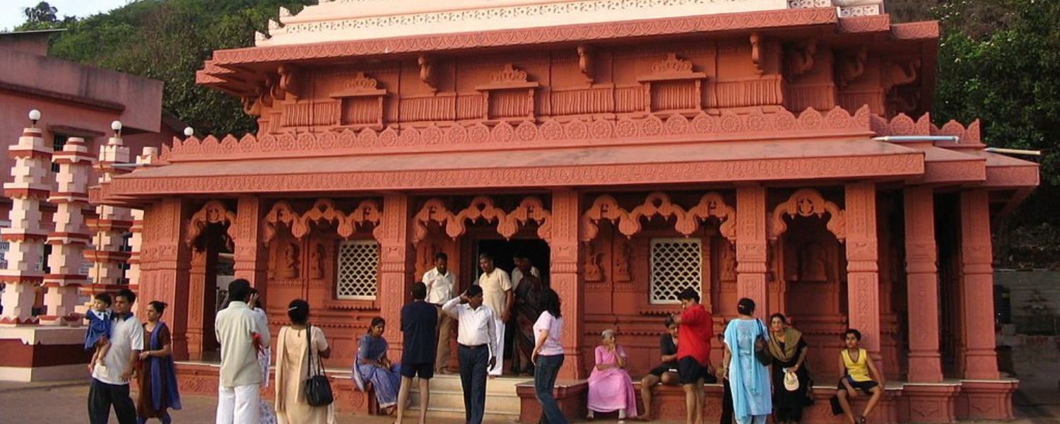 Ratnadurg fort timings, Ratnadurg fort history, Ratnadurg Fort ticket price, ratnadurg fort information, 