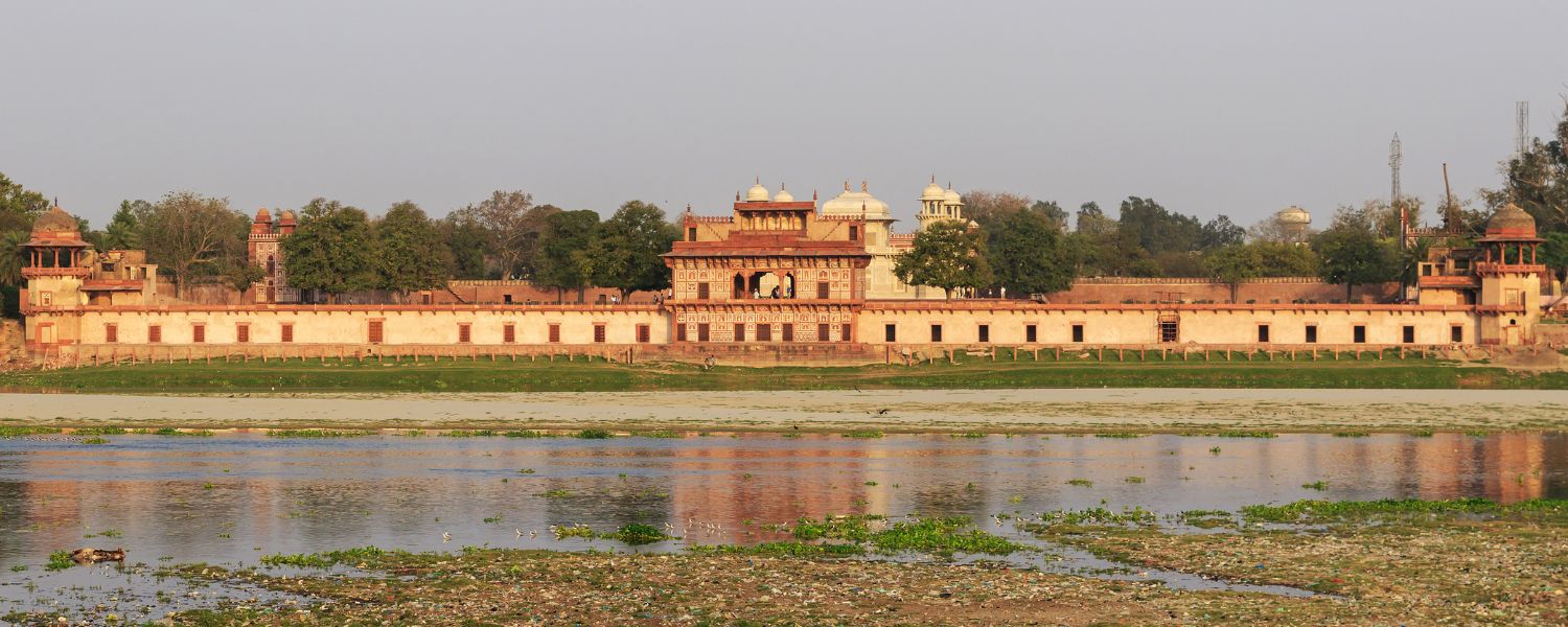 itimad-ud-daulah tomb at agra was built by, Itimad ud daulah history, Itimad ud daulah taj mahal, Itimad ud daulah timing, Itimad ud daulah story, tomb of itimad-ud-daulah architecture, 