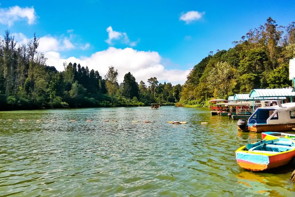 Breathe at the cleanest Asian village Mawlynnong