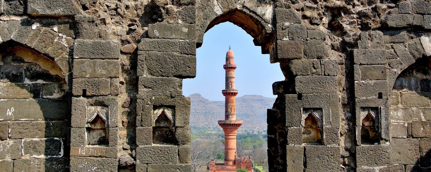 daulatabad fort timings, daulatabad fort aurangabad, daulatabad fort tickets, daulatabad fort reviews, daulatabad fort history, Daulatabad Fort was built by, 