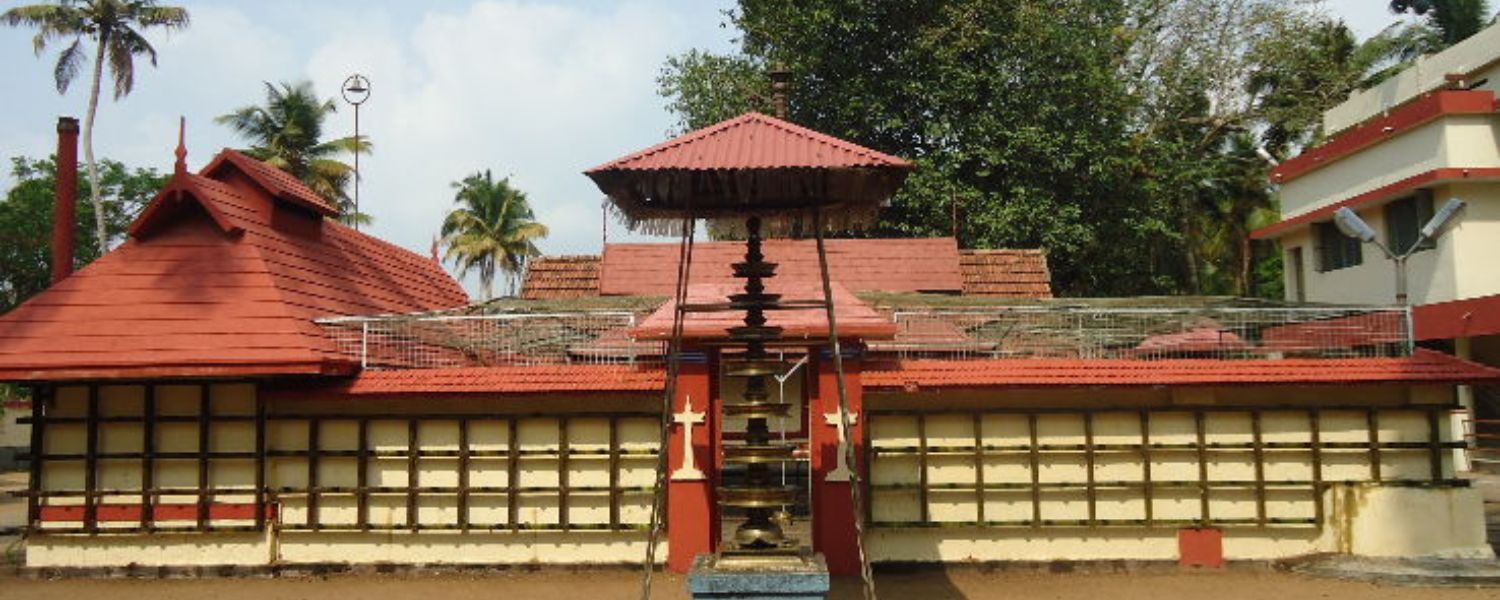 kodungallur temple history, kodungallur amma story, kodungallur devi temple, kodungallur temple timings, Kodungallur Temple dress code, kodungallur temple nearest railway station, 