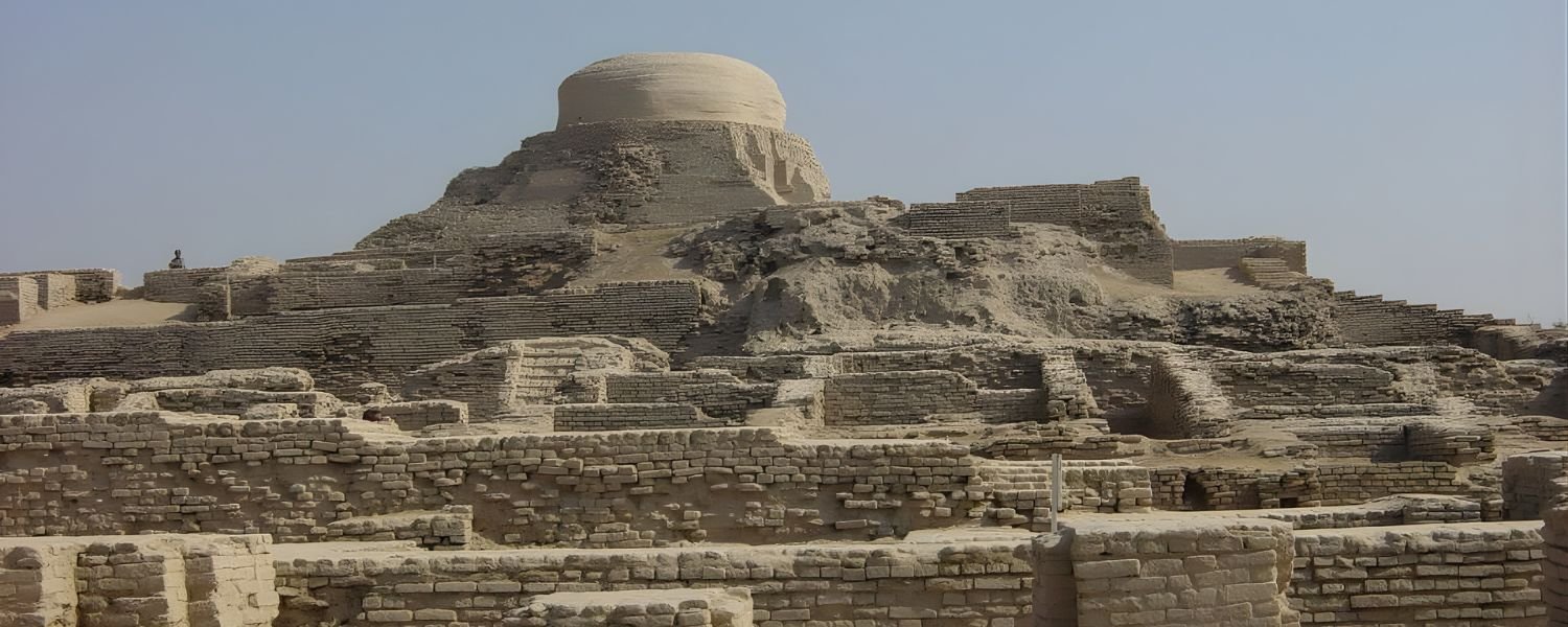 Archaeological Remains of a Harappan Fort Town