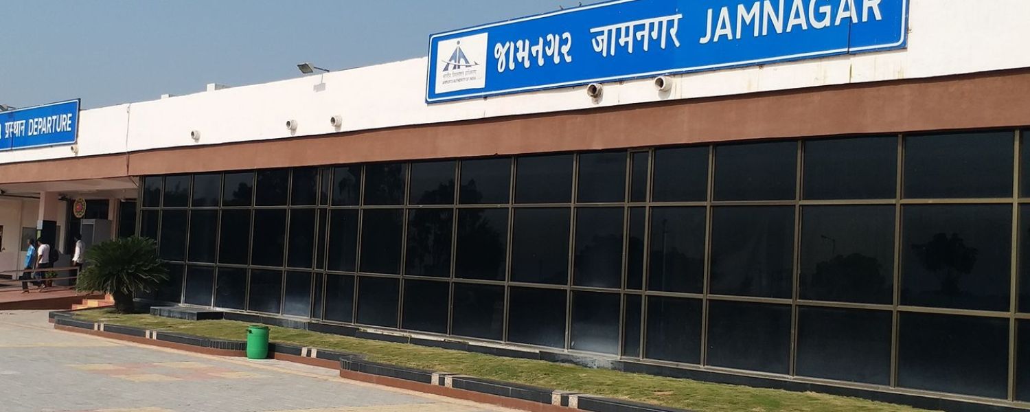 international airports in Gujarat, airports in Gujarat near Dwarka, list of airports in Gujarat, domestic airports in Gujarat, operational airports in Gujarat, upcoming airports in Gujarat, commercial airports in Gujarat,