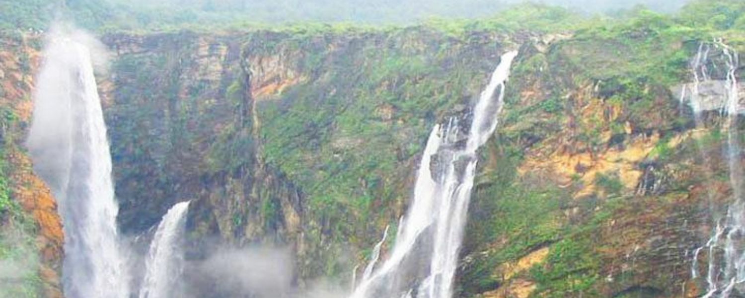 best waterfalls in Kodaikanal,
hidden waterfalls in Kodaikanal,
waterfalls in Kodaikanal to bath,
pambar falls kodaikanal,