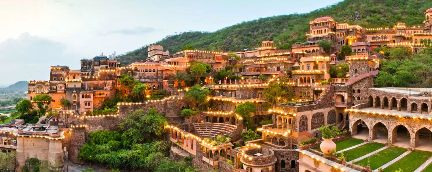 Neemrana fort palace,
neemrana fort booking,
Neemrana fort activities,
Neemrana Fort entry fee,
wedding neemrana fort,