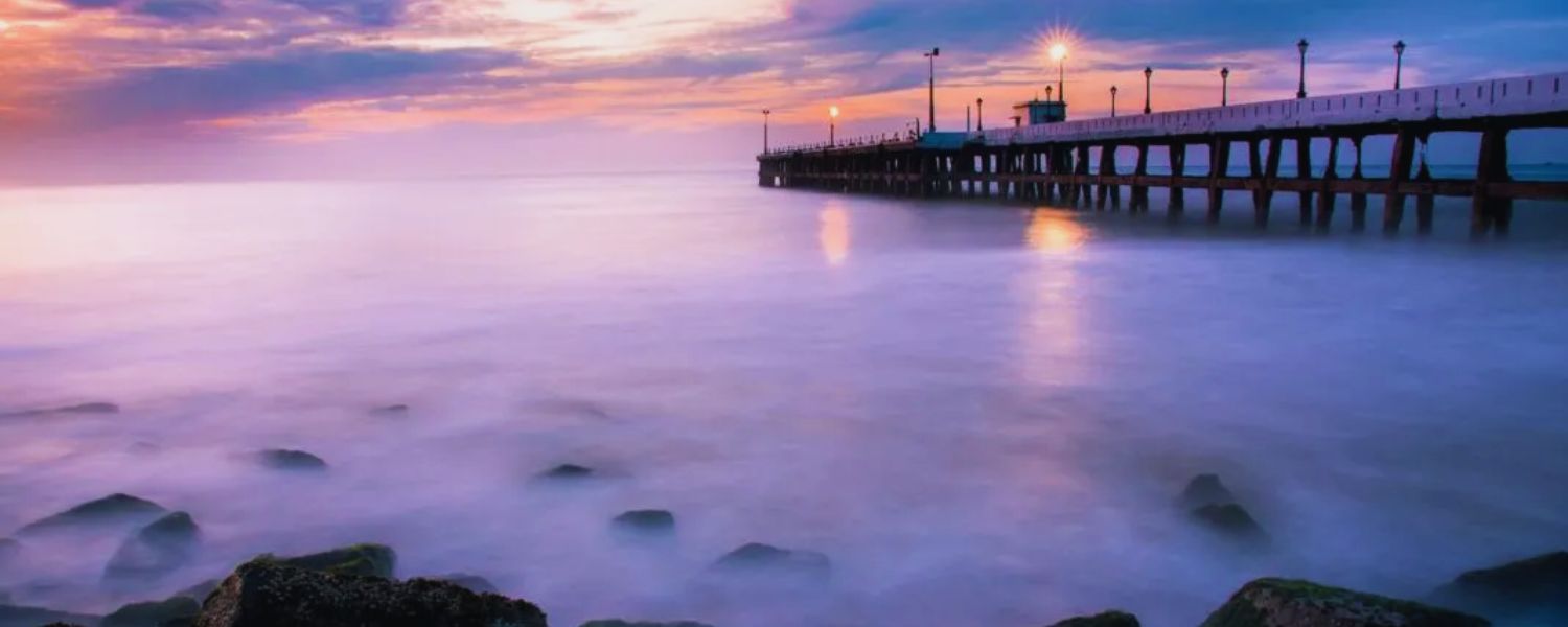 promenade beach in pondicherry