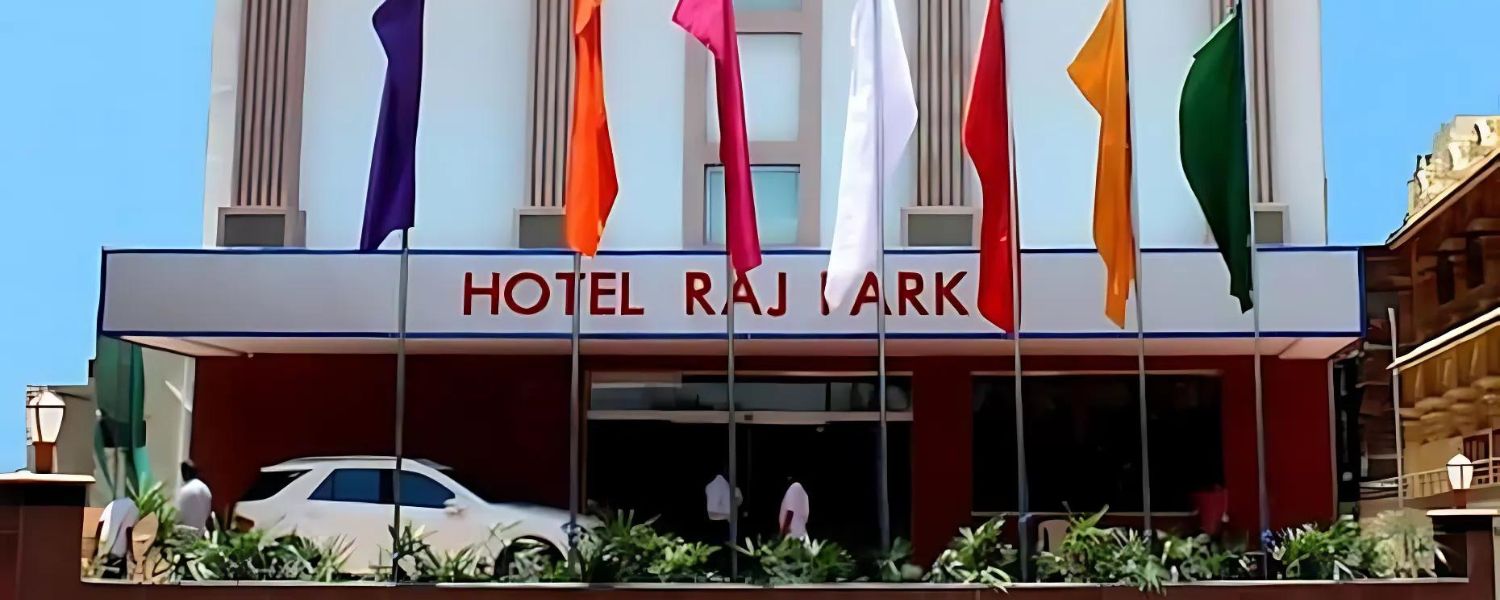 best hotels in Tirupati,
hotels in Tirupati near railway station,
budget hotels in Tirupati,
best hotels in Tirupati for food,
couple friendly hotels in Tirupati,
pet friendly hotels in Tirupati, Hotel Raj Park
