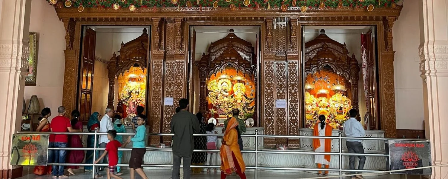 famous temples in Vrindavan, list of temples in Vrindavan, all temples in Vrindavan, best temples in Vrindavan, must visit temples in Vrindavan, important temples in Vrindavan, most famous temples in Vrindavan, Major temples in Vrindavan, Radha-Shyama Sundar Mandir