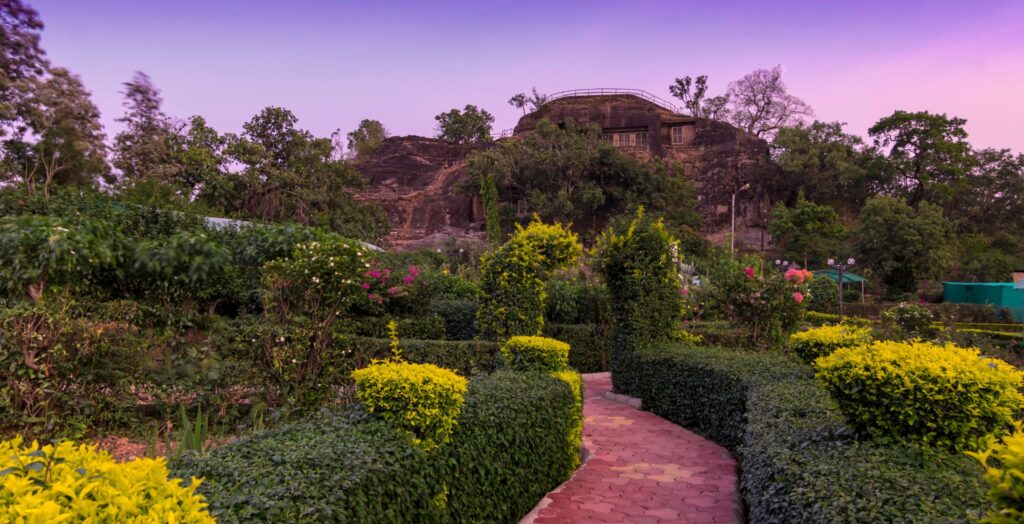 best time to visit Pachmarhi, Things to do in Pachmarhi at night, hidden places in Pachmarhi,