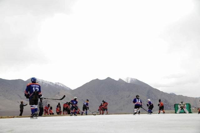 Adventure Sports at Pangong Lake