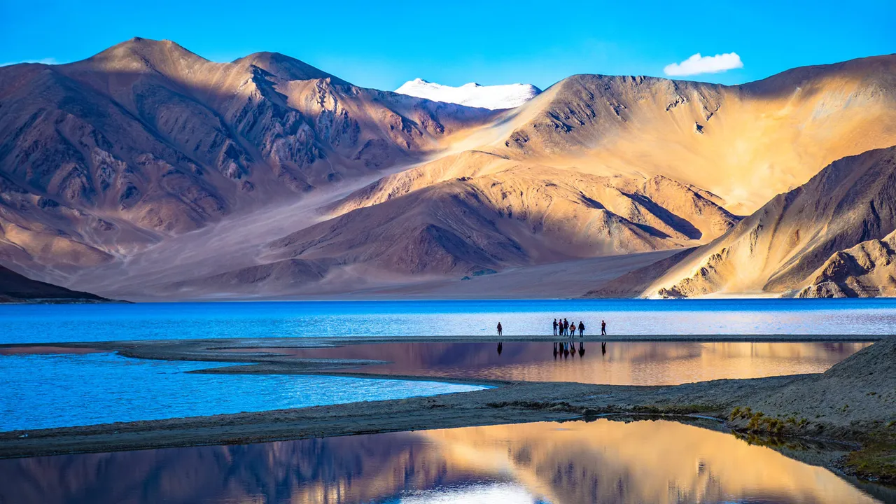 Hill Stations near Delhi Ladakh