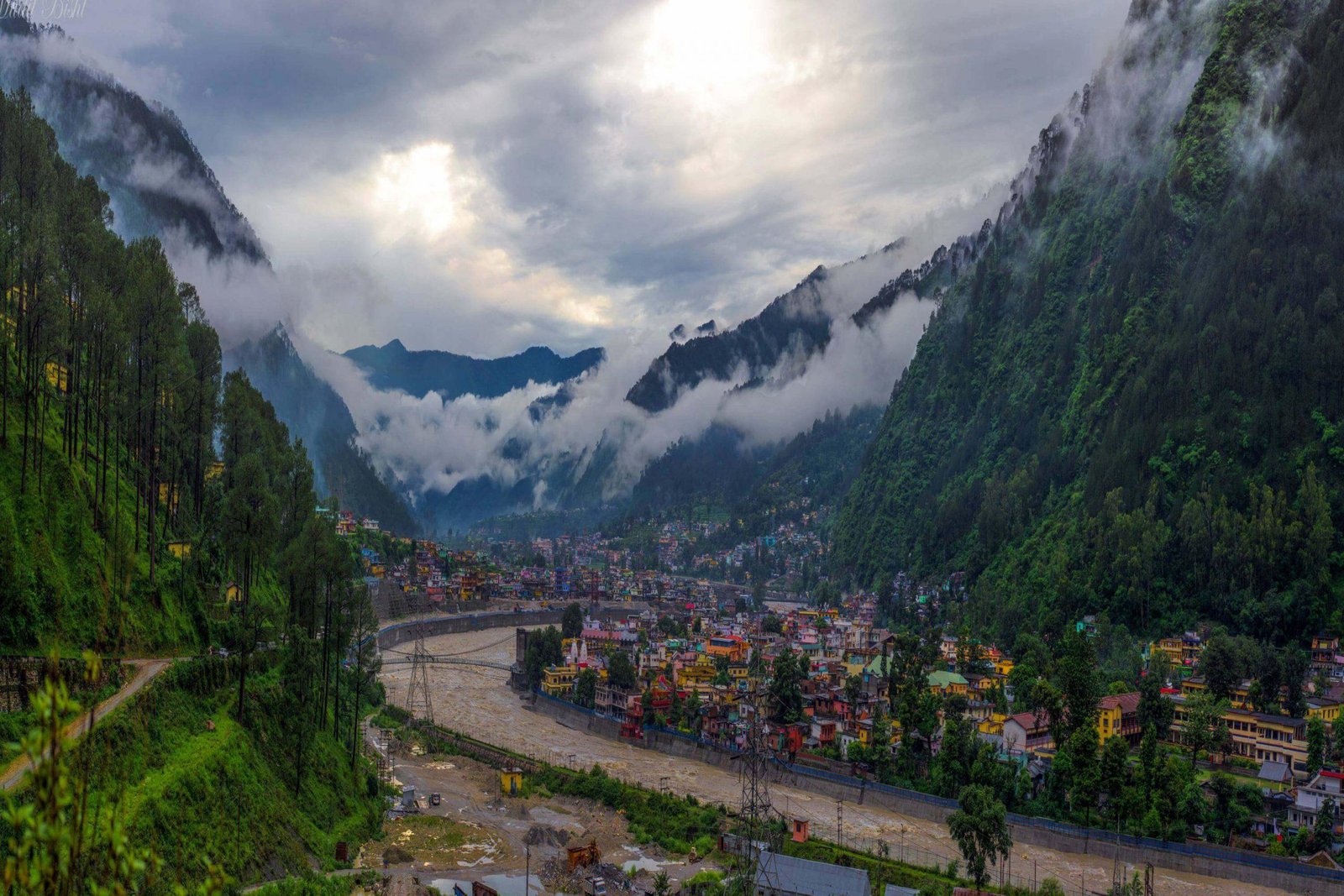 Hill Station Near Delhi Uttarkashi