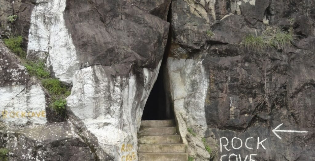 Rock Cave Munnar, places to visit in Munnar, tourist places in Munnar, the Hidden Gem in Munnar