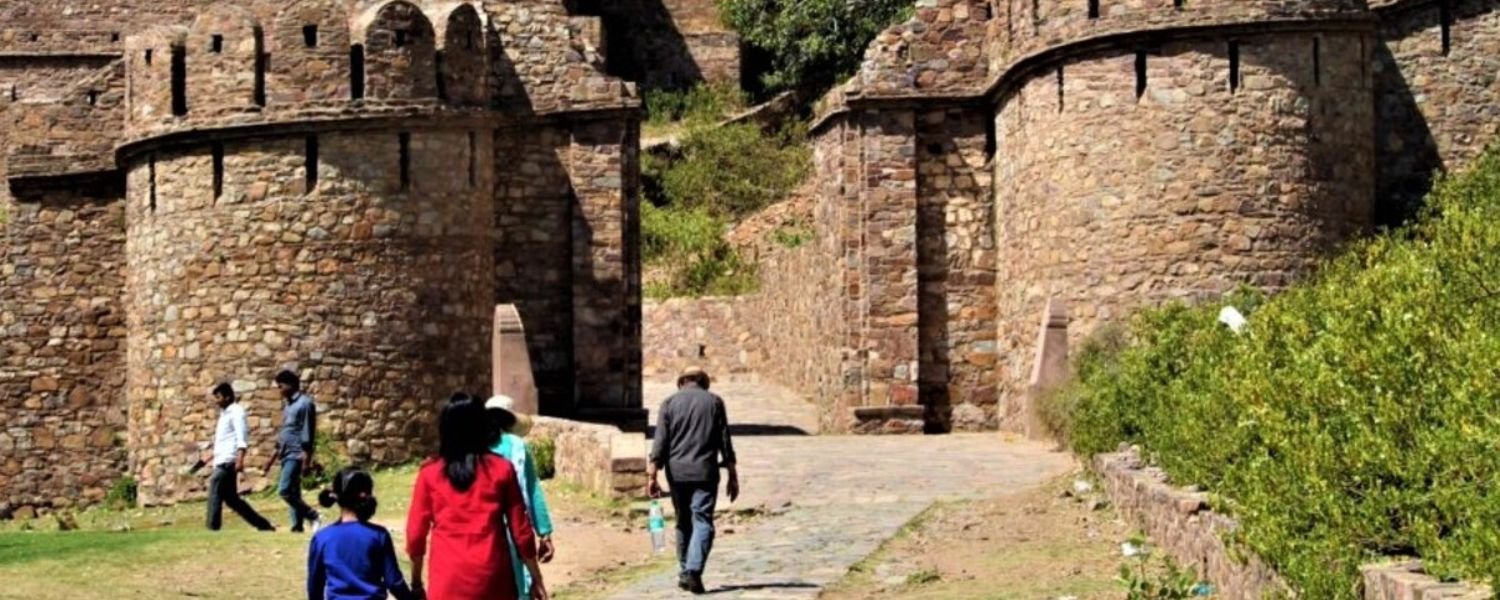 tips for visiting fort, bhangarh fort visiting tips, visit rajasthan fort