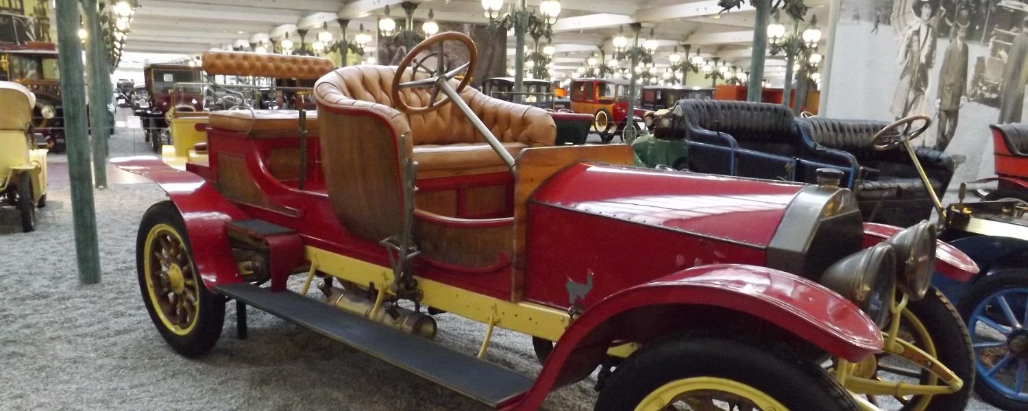 Gedee Car Museum