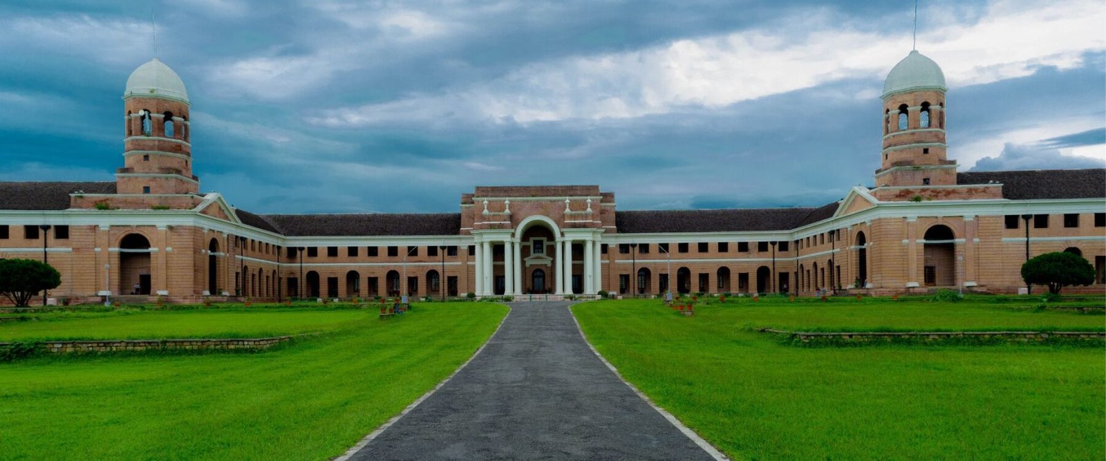 40 Best Places to Visit in Dehradun – Complete Travel Guide